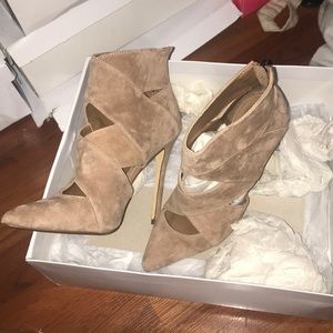 Camel suede Steve Madden shoes